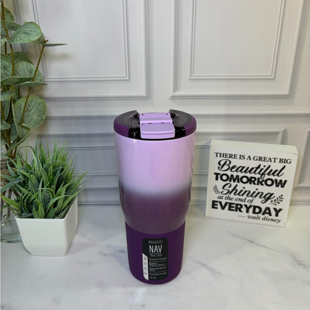 Brumate Violet Crush Nav 25oz BNWT